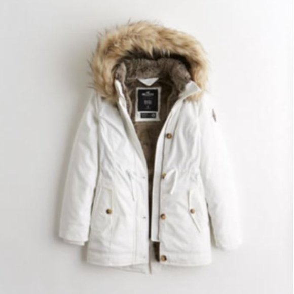 Looking to BUY Hollister parkas! - Picture 5 of 5